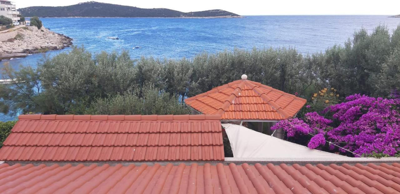 Apartments Luka Sevid Luaran gambar