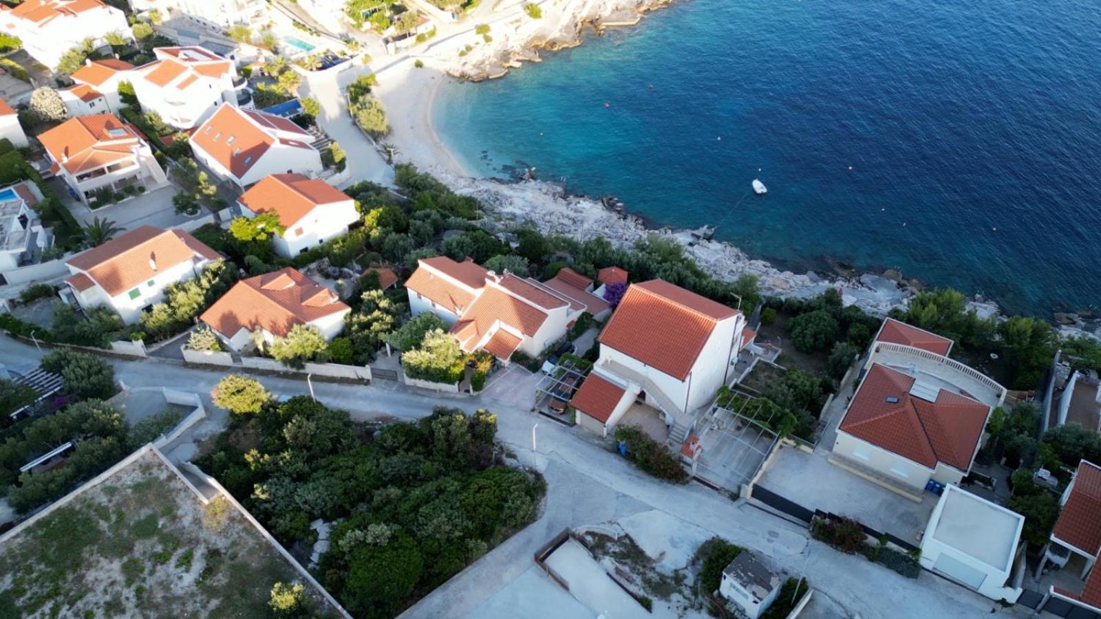 Apartments Luka Sevid Luaran gambar