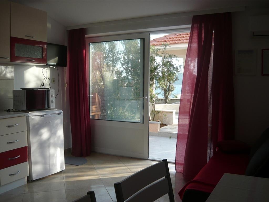 Apartments Luka Sevid Luaran gambar