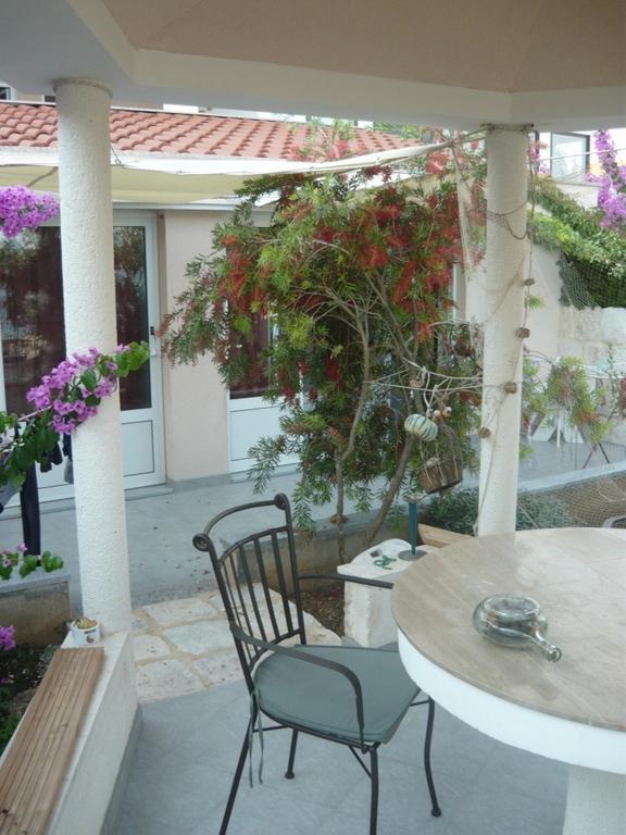 Apartments Luka Sevid Luaran gambar
