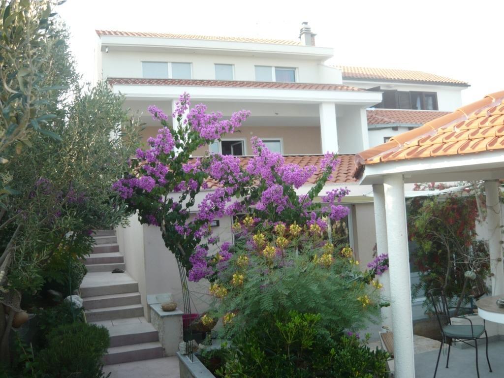 Apartments Luka Sevid Luaran gambar